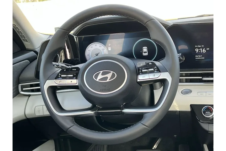 $22995 : Hyundai ELANTRA 2024 Limited image 9