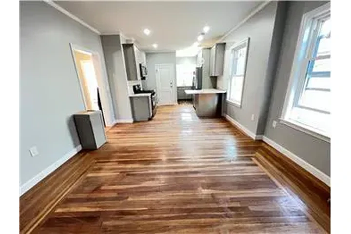 $3600 : Rental property with 3 bedro image 6