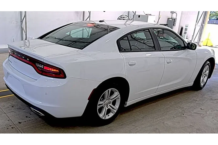 $17490 : Dodge Charger 2022 SXT 4dr S image 4