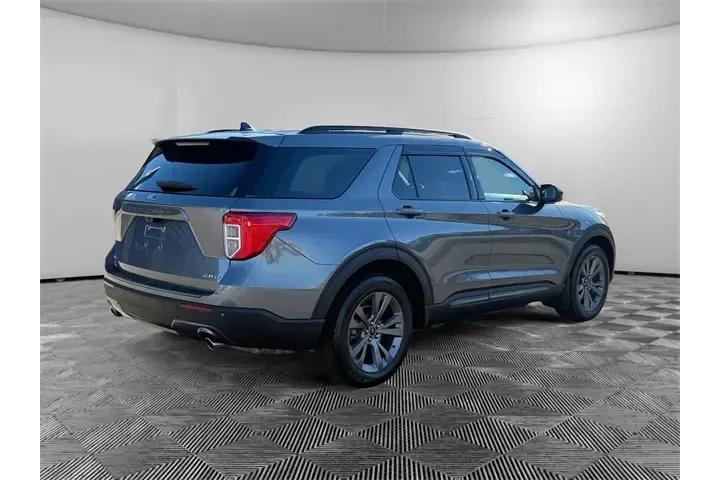 $25717 : Ford Explorer 2022 AWD XLT 4 image 5