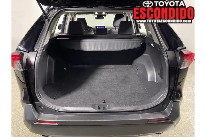 $34987 : Toyota RAV4 2025 XLE 4dr SUV image 10