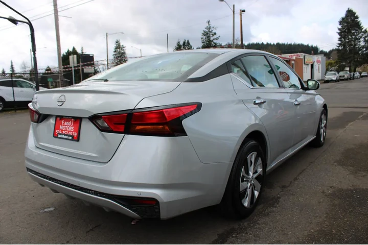 $13495 : 2023 Altima 2.5 S Sedan image 7