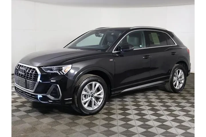$27093 : Audi Q3 2023 AWD quattro S l image 9