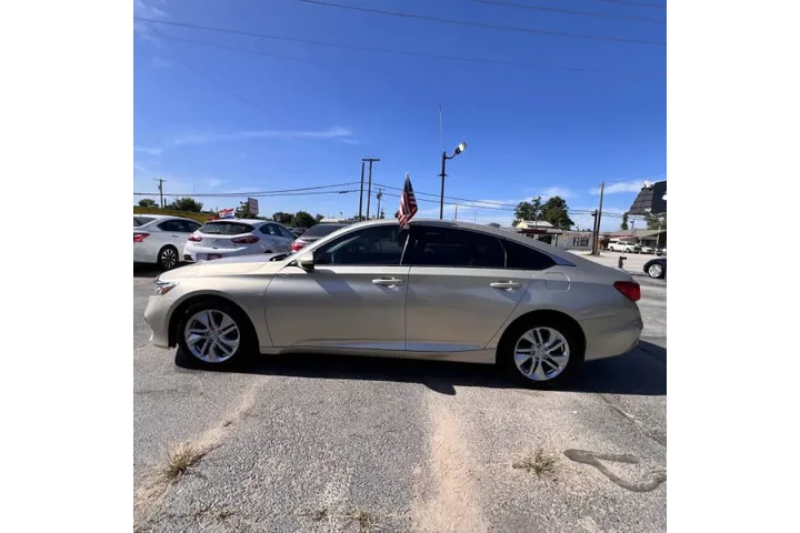$19999 : 2020 Accord LX image 10