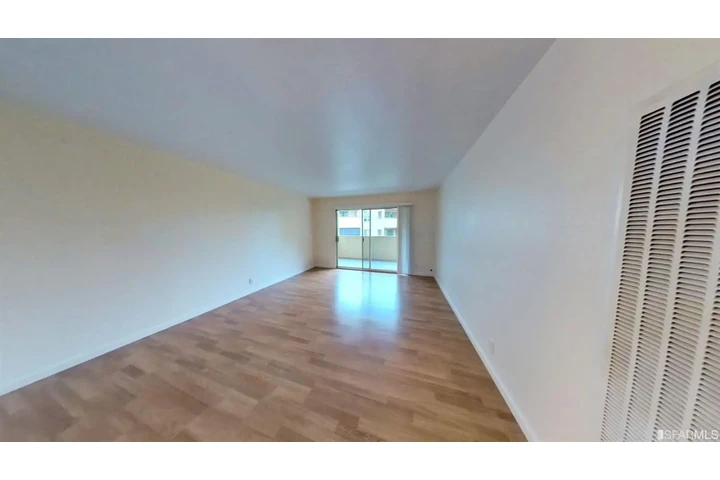 $1100 : 698pies cuadrados Baldwin Park image 1