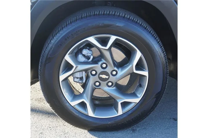 $21984 : 2025 Trax LT image 10