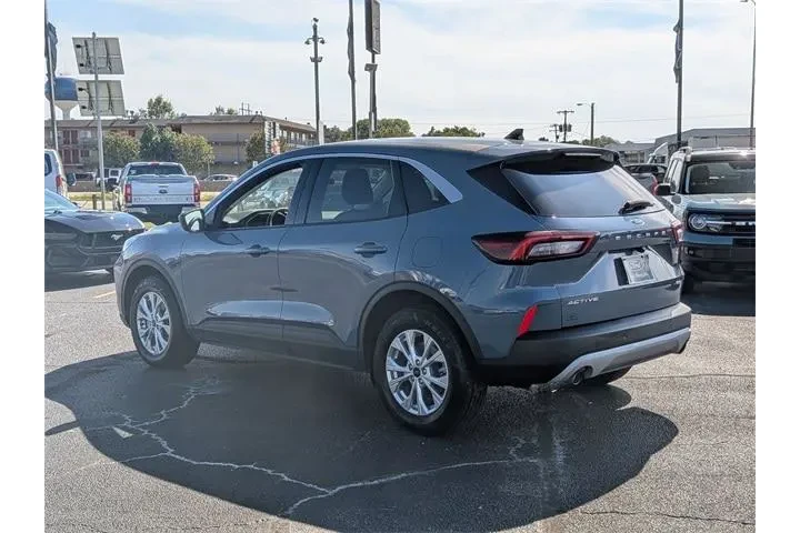 $19988 : Ford Escape 2023 AWD Active image 5