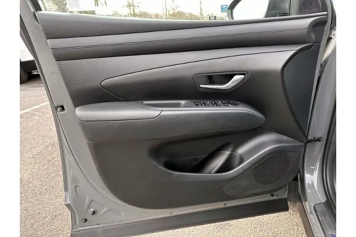 $28999 : Hyundai TUCSON 2025 AWD SE 4 image 8