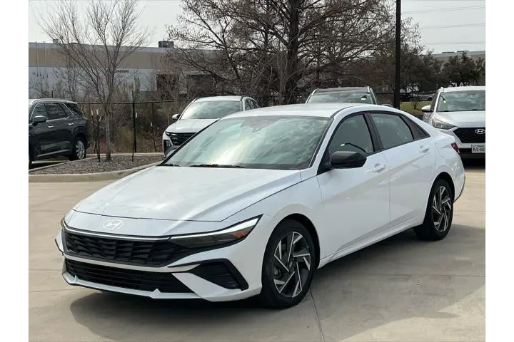 $20834 : Hyundai ELANTRA 2025 SEL Spo image 5