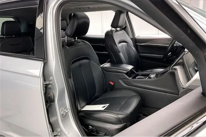 $24490 : Jeep Grand Cherokee L 2021 4 image 7