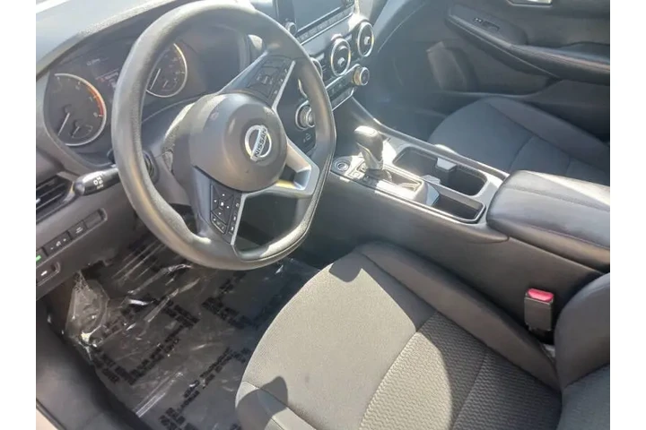 $11800 : 2021 Sentra S image 4