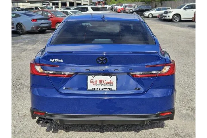 $27500 : Toyota Camry 2025 SE 4dr Sed image 4