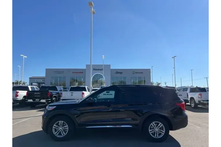 $31815 : Ford Explorer 2023 AWD XLT 4 image 5