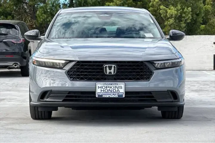 $32590 : Honda Accord Hybrid 2025 Spo image 2