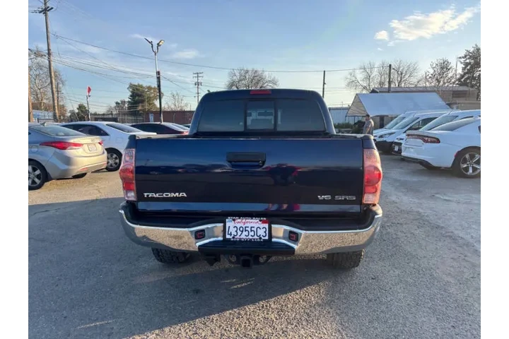 $14999 : 2005 Tacoma V6 image 6