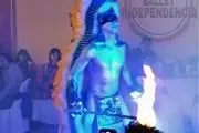 EL APACHE DE PLATA EN TU FIEST thumbnail