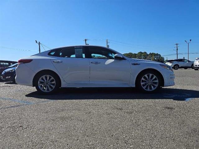 2018 Optima image 3