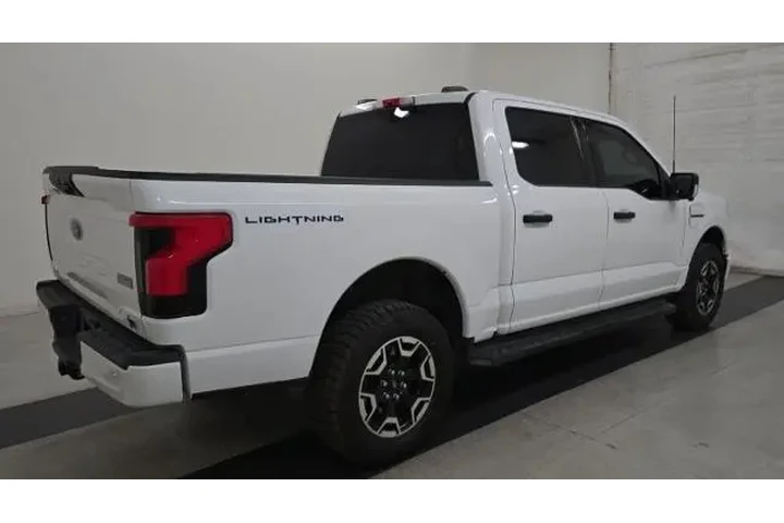$37600 : Ford F-150 Lightning 2022 AW image 2