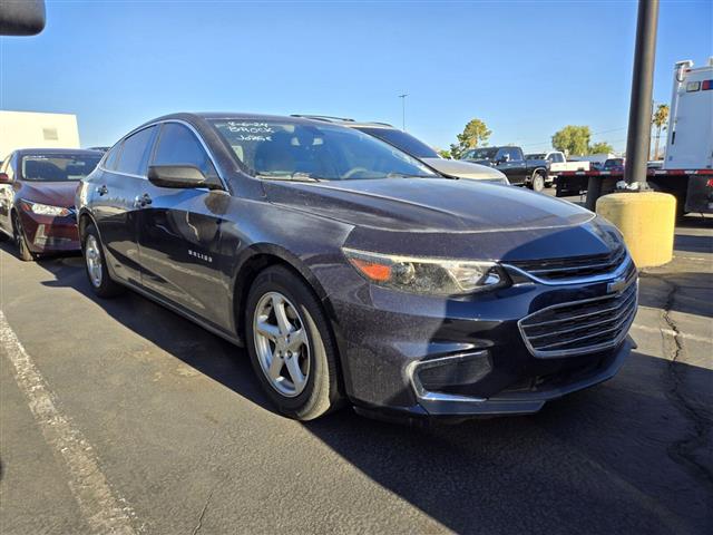 $14637 : Pre-Owned 2018 Malibu LS image 5