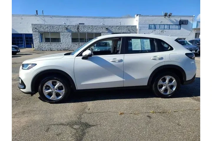 $22772 : Honda HR-V 2023 AWD LX 4dr C image 2