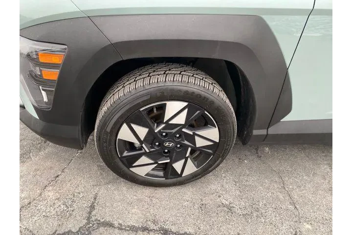 $19799 : Hyundai KONA 2025 AWD SEL 4d image 2