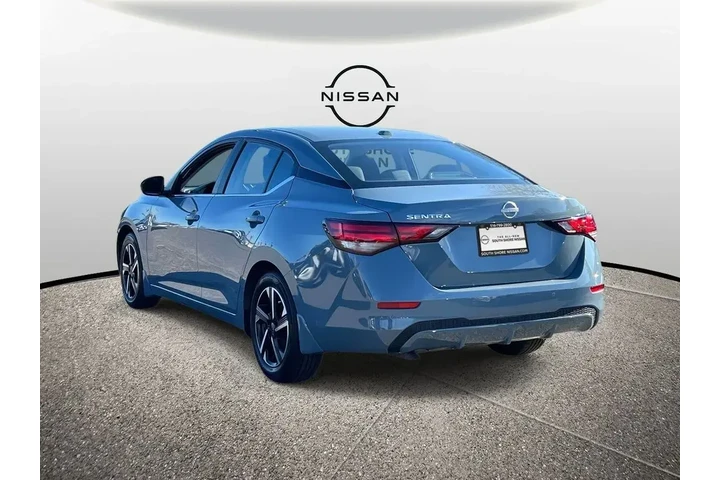 $17465 : Nissan Sentra 2025 SV 4dr Se image 8