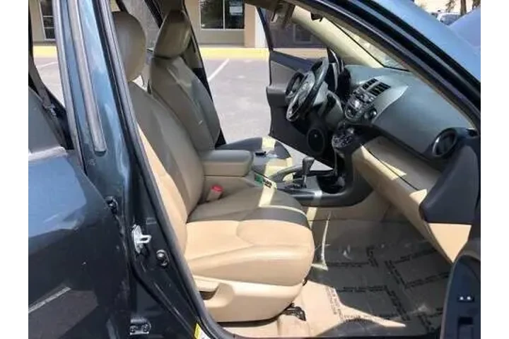 2009 RAV4 Limited image 6