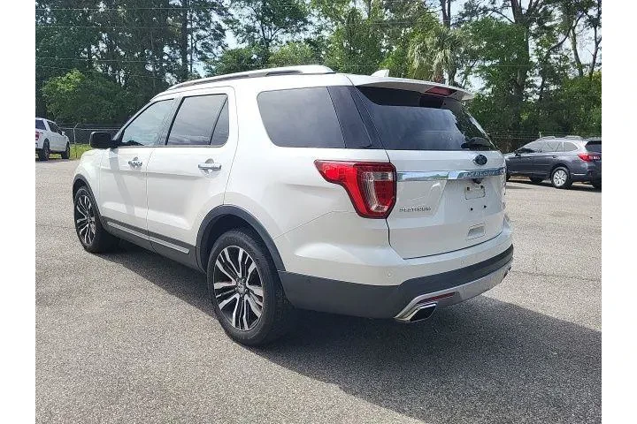 $15994 : Ford Explorer 2017 AWD Plati image 3