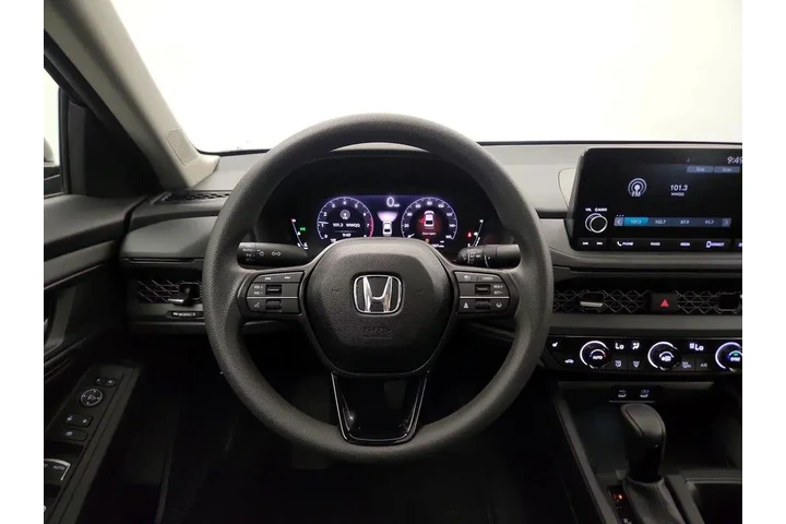 $29998 : Honda Accord 2025 SE 4dr Sed image 9