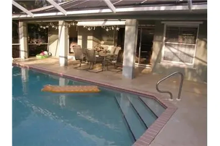 $2200 : Rental property with 3 bedro image 5