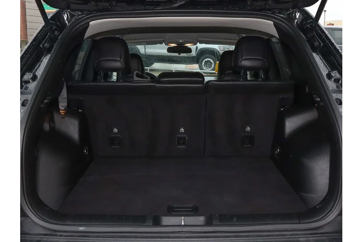 $16548 : 2019 Cherokee Latitude Plus F image 9