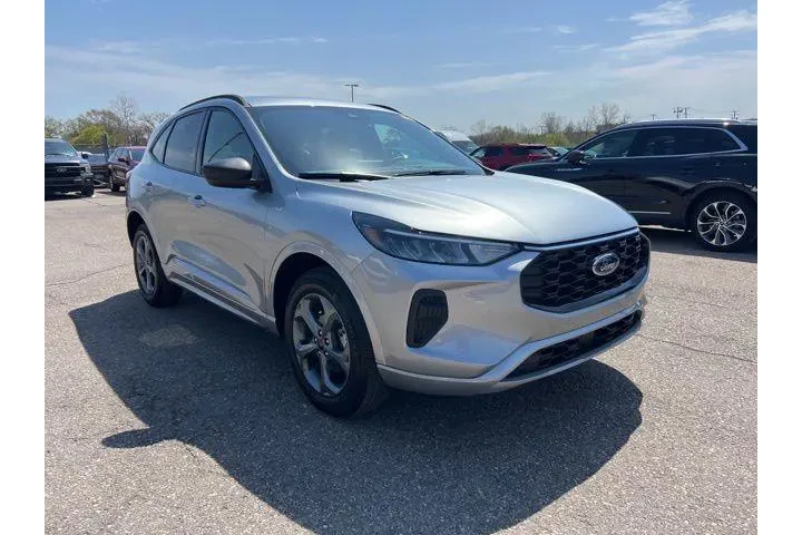 $25944 : Ford Escape 2024 AWD ST-Line image 8