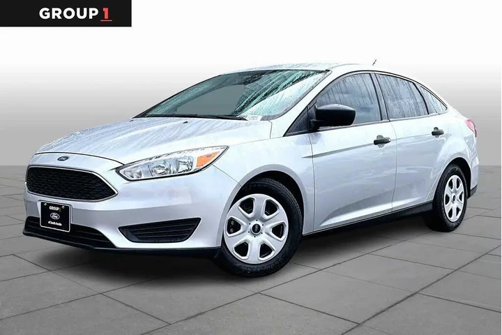 $7982 : Ford Focus 2018 S 4dr Sedan image 1