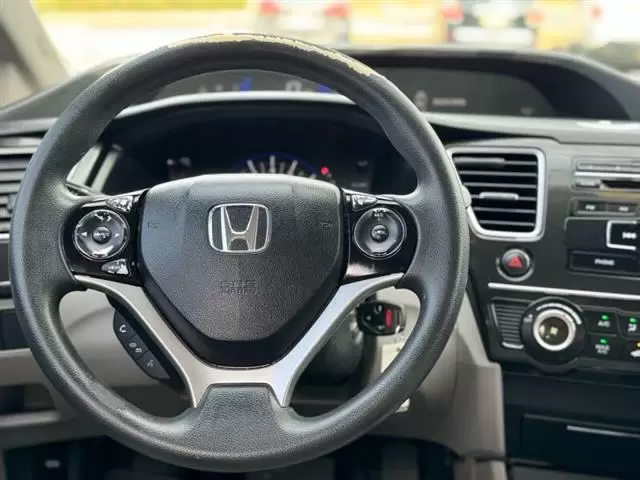 2013 Civic LX image 10