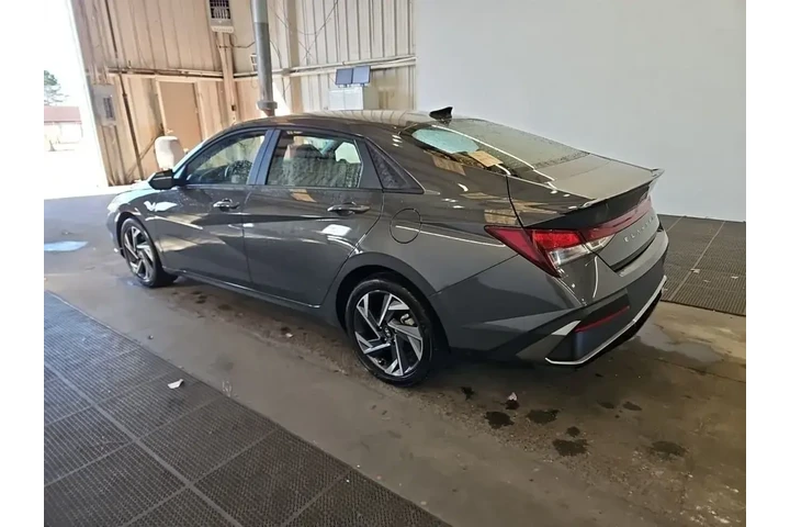 $19293 : Hyundai ELANTRA 2025 SEL Spo image 4