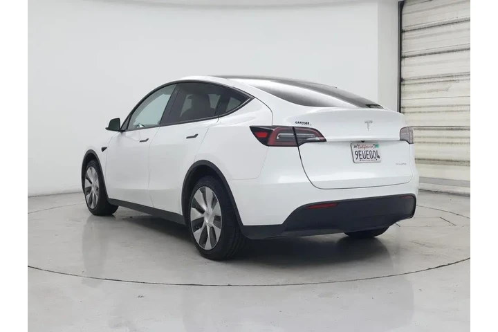 $30998 : Tesla Model Y 2023 AWD Long image 2