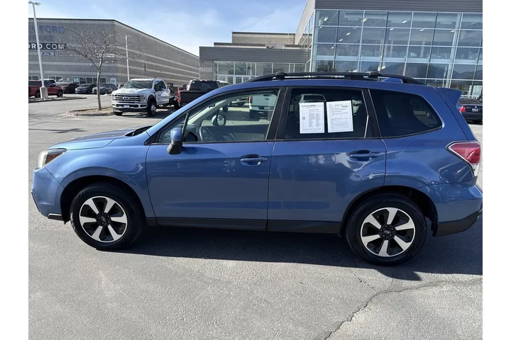 $11400 : Subaru Forester 2018 AWD 2.5 image 3
