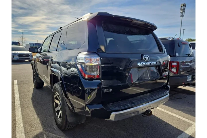 $29070 : Toyota 4Runner 2019 4x4 TRD image 2