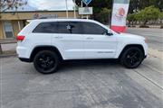 $16999 : 2015 Grand Cherokee Laredo thumbnail