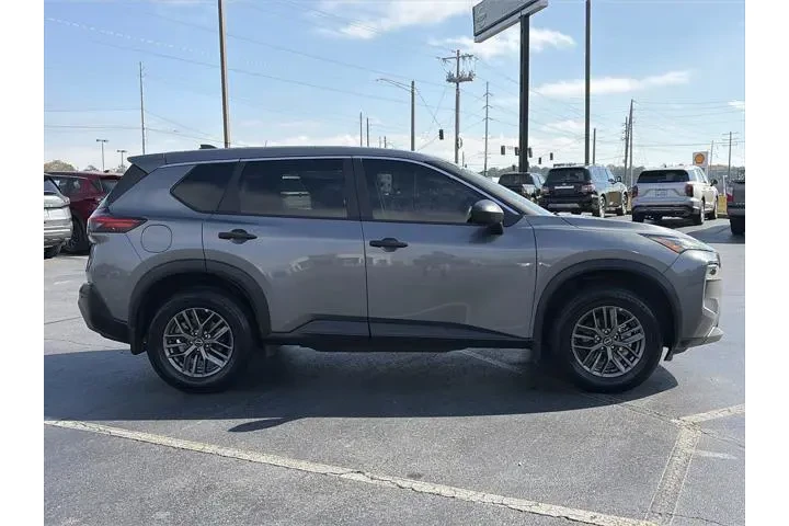 $20374 : Nissan Rogue 2023 AWD S 4dr image 7