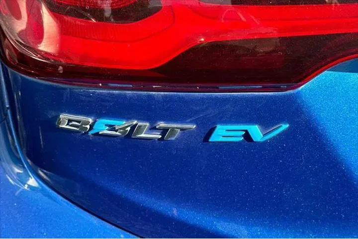 $12990 : Chevrolet Bolt EV 2019 LT 4d image 7