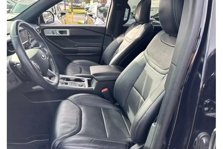 $28989 : Ford Explorer 2020 AWD ST 4d image 5