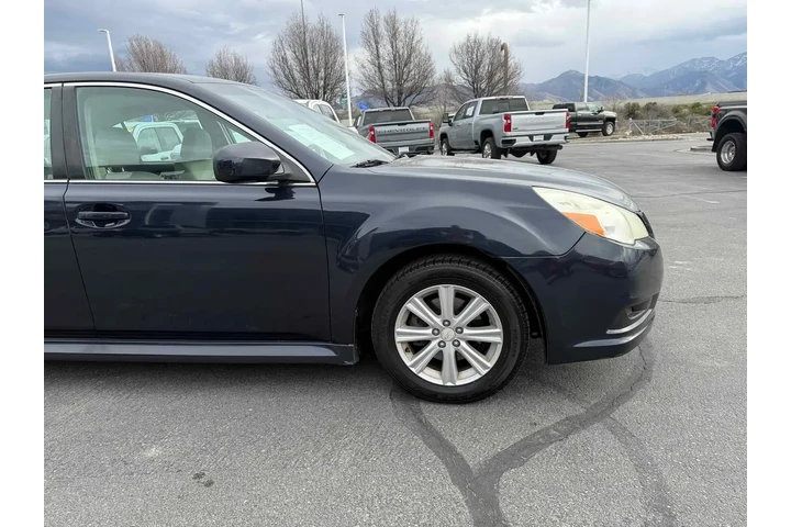 $6659 : Subaru Legacy 2012 AWD 2.5i image 8