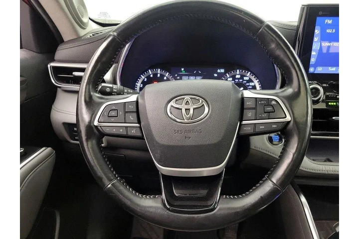 $27998 : Toyota Highlander 2022 AWD P image 10