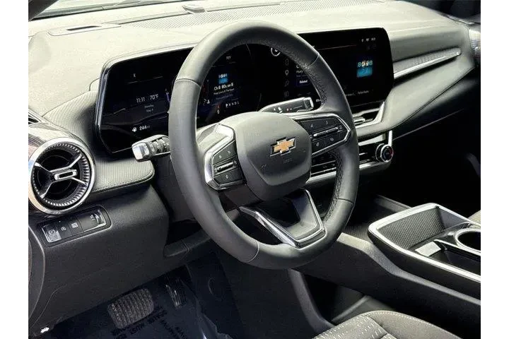 $23500 : Chevrolet Equinox 2025 LT 4d image 9