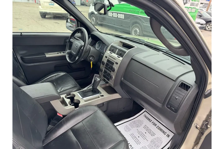 $3980 : 2012 Escape 4WD 4dr XLT image 9