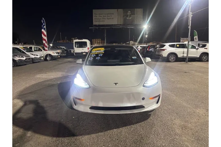 $22999 : 2019 Model 3 Standard Range P image 5