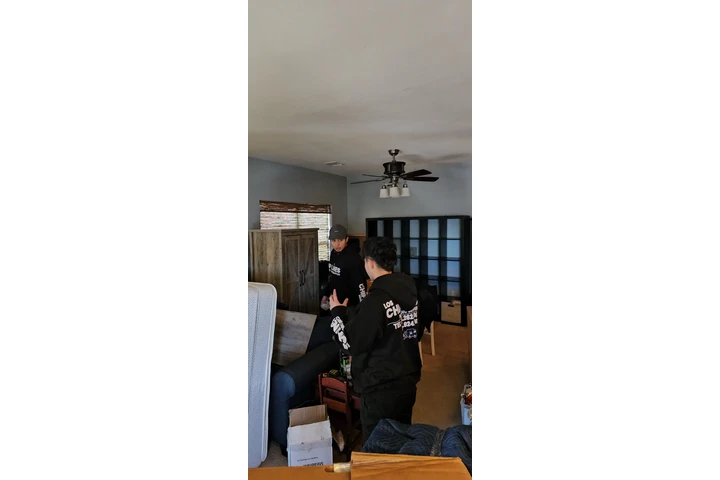 LC moving image 4