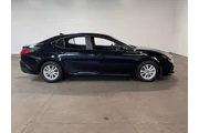 $26416 : Toyota Camry 2025 LE 4dr Sed thumbnail