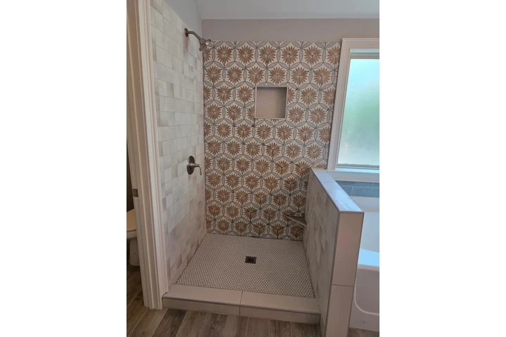 CONSTRUCTION AND REMODELING image 9